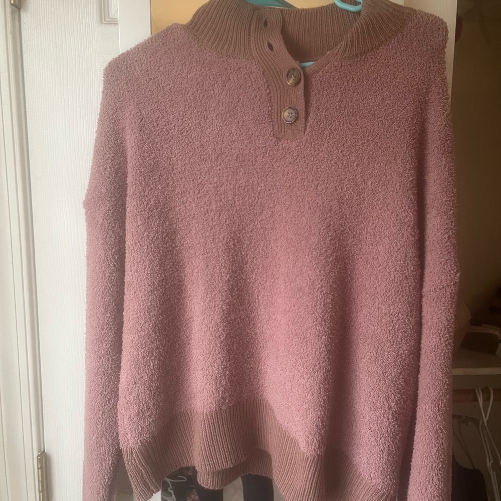 Size medium button up. - Picture 2 of 3